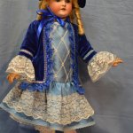 Новый наряд для антикварной куклы Queen Louise. Armand Marseille