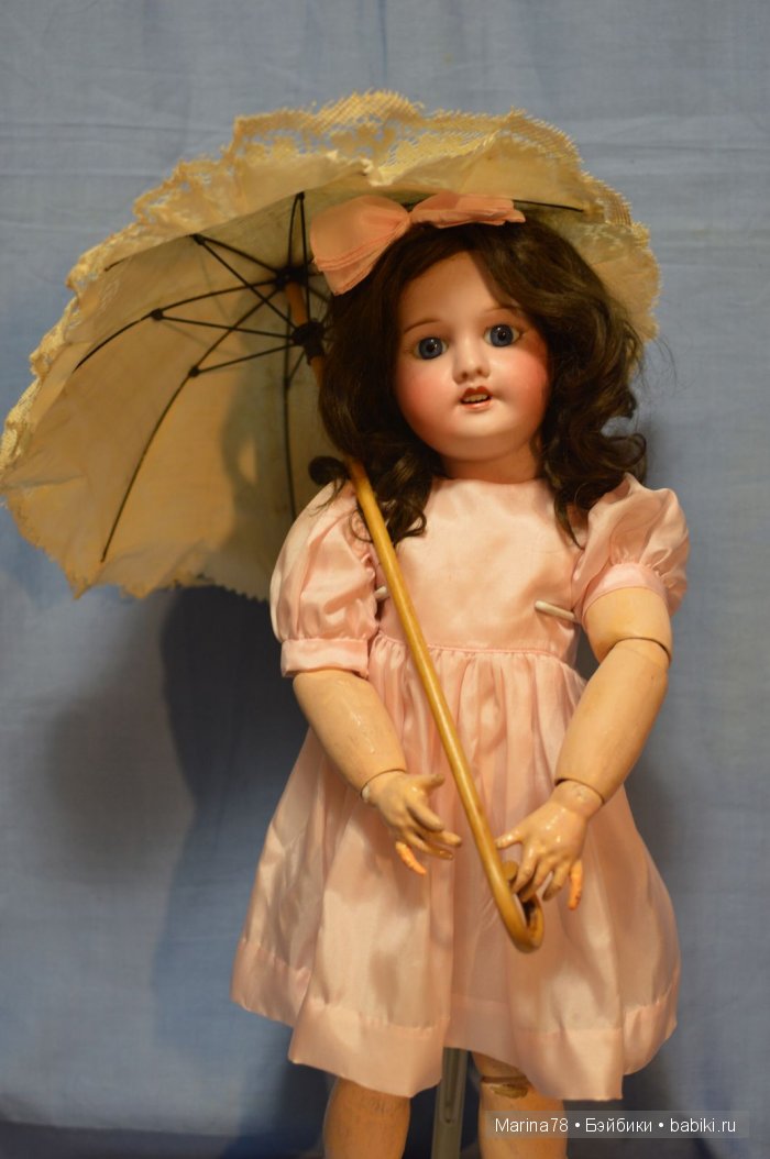 Милое создание проездом из Парижа