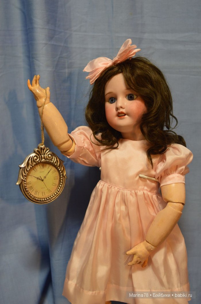 Милое создание проездом из Парижа