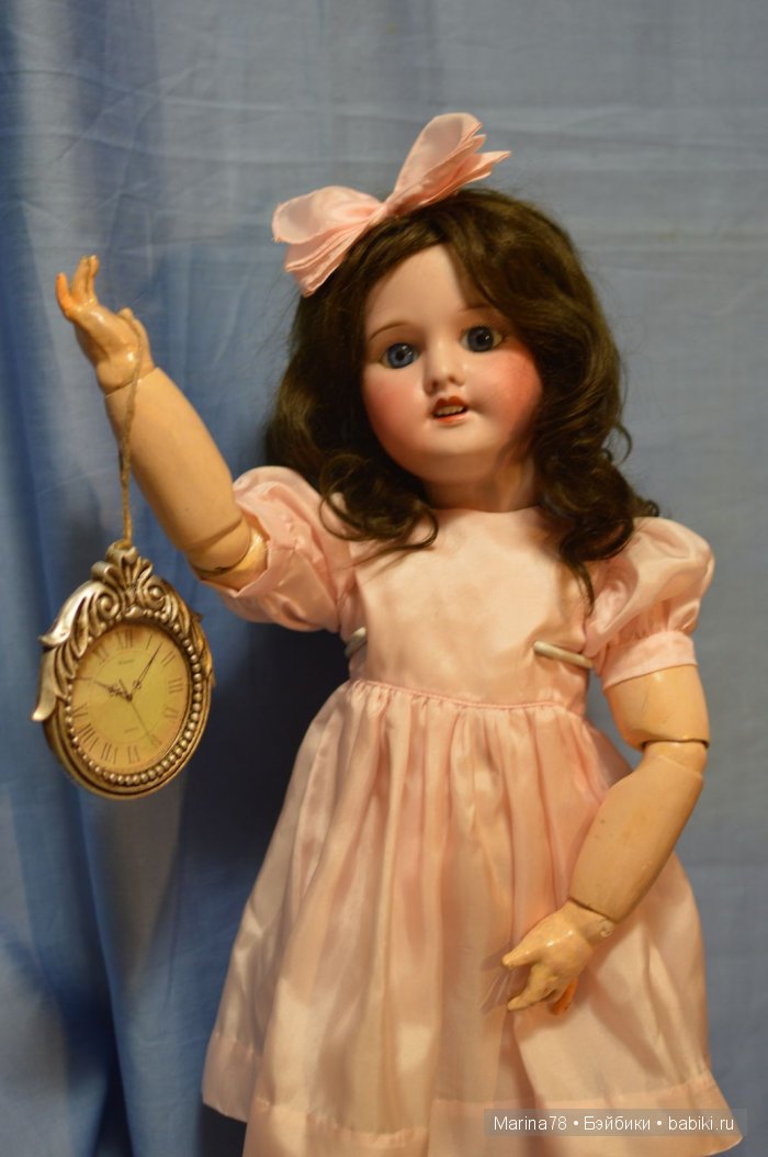 Милое создание проездом из Парижа