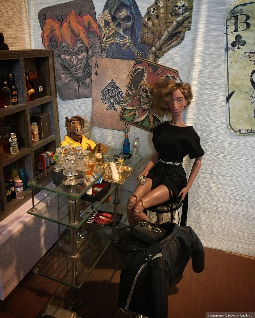 Бар " Гадкий Альф" — Румбоксы и кукольные интерьеры: фото (фото 5)