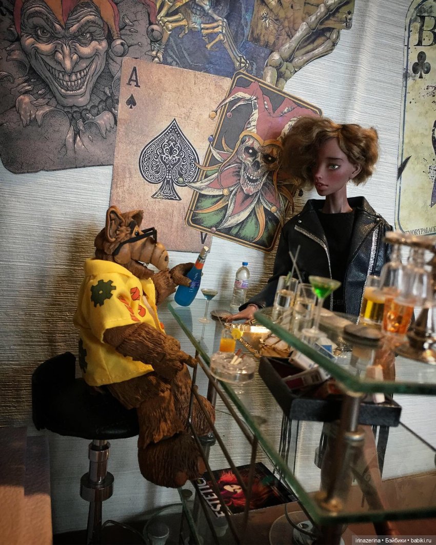 Бар " Гадкий Альф" — Румбоксы и кукольные интерьеры: фото (фото 2)