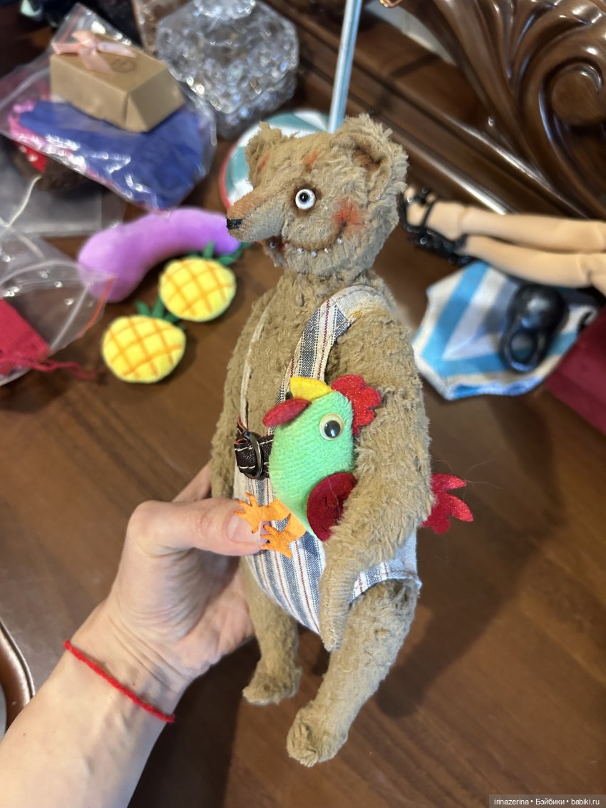 Как Михаилка примерял наряды (фото 6)