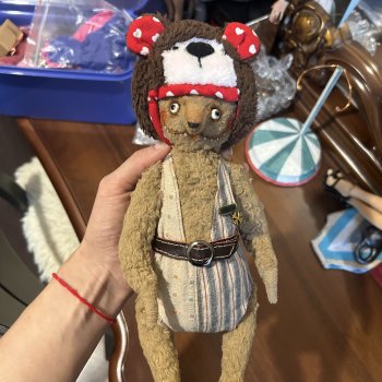 Как Михаилка примерял наряды