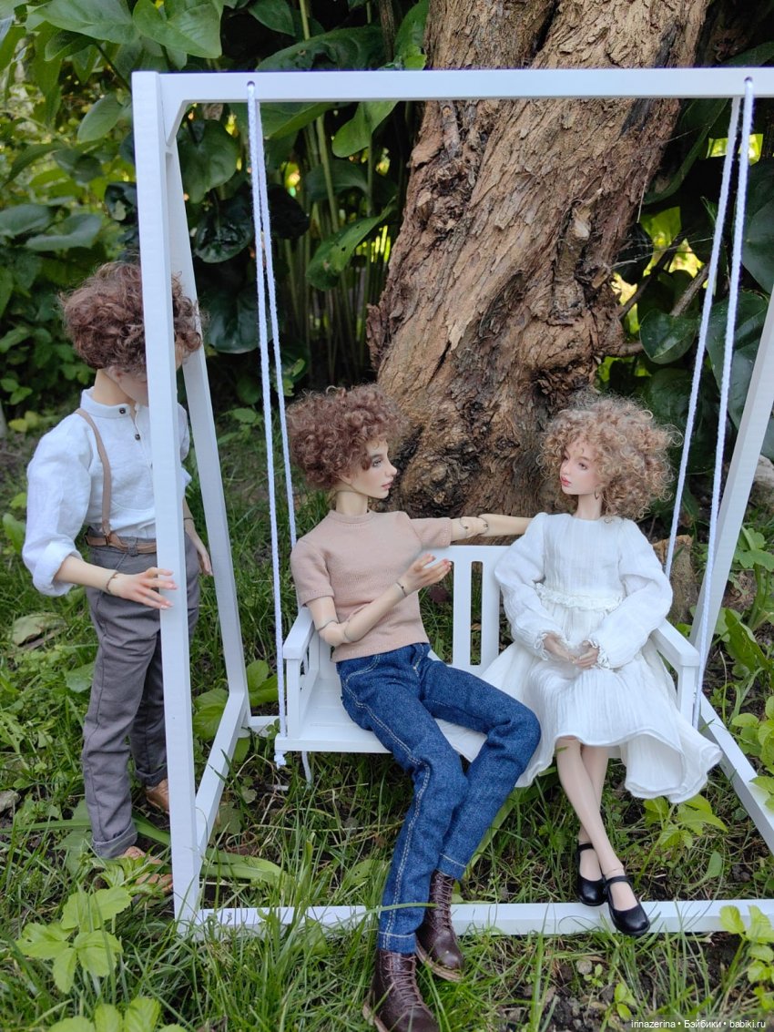 Качели. «Такие разные братья»