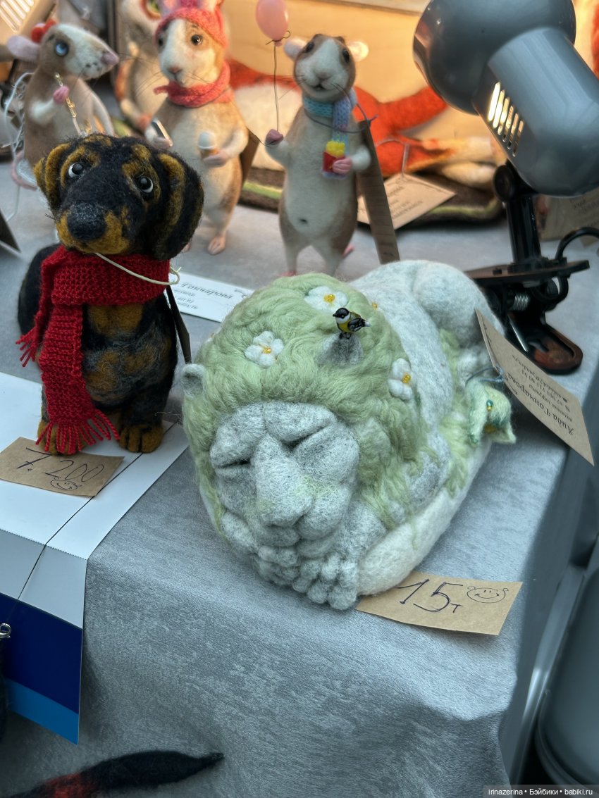 Авторские звери и куклы в Гостинном дворе 2025