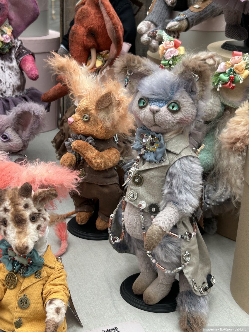Авторские звери и куклы в Гостинном дворе 2025