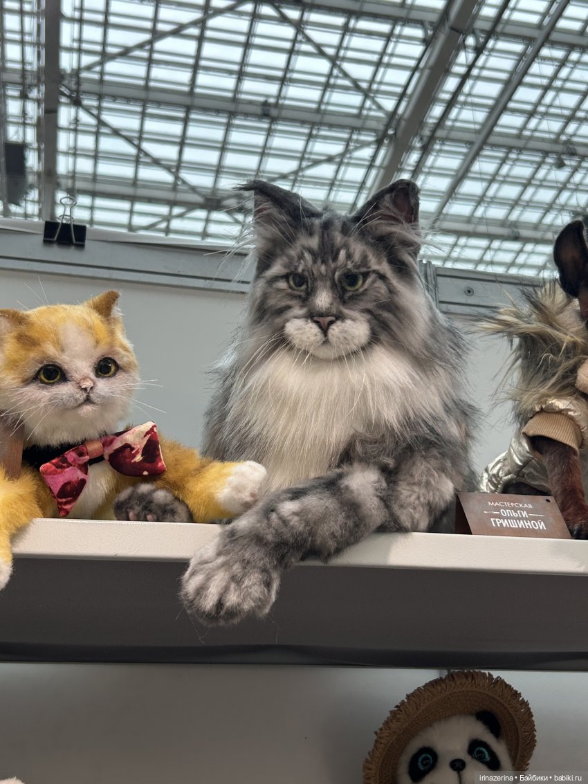 Авторские звери и куклы в Гостинном дворе 2025
