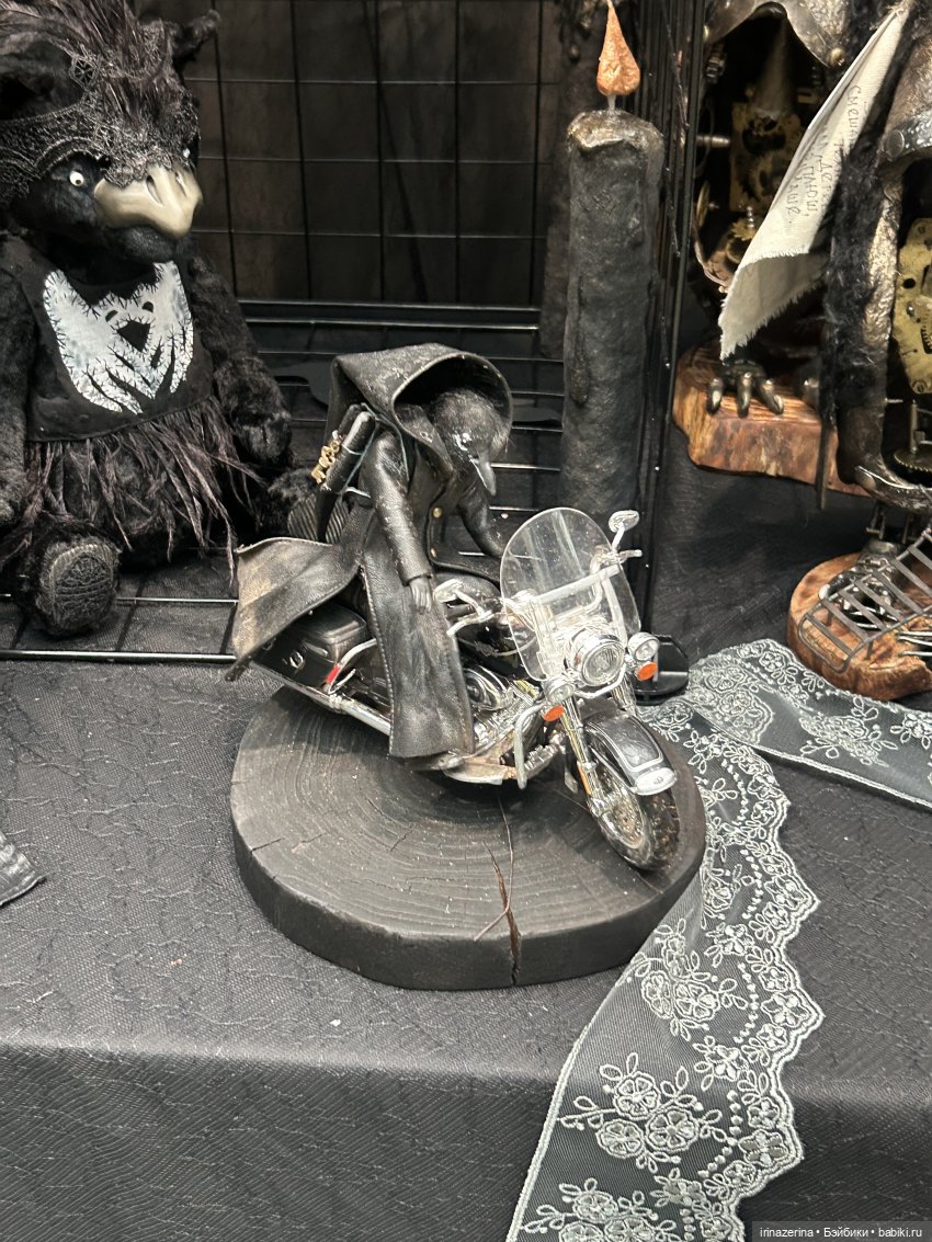 Авторские звери и куклы в Гостинном дворе 2025