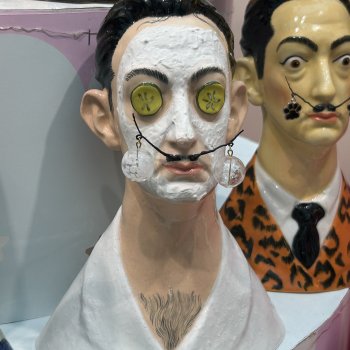 Арт объекты и Статичные фигуры на выставке Гостинный двор 2025