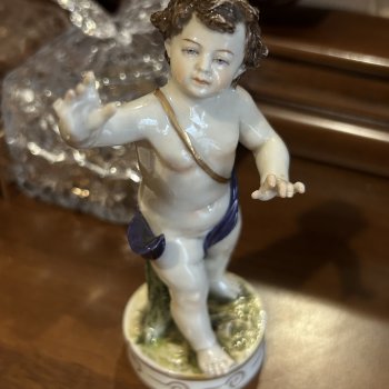 Путти Антикварный 1925 года