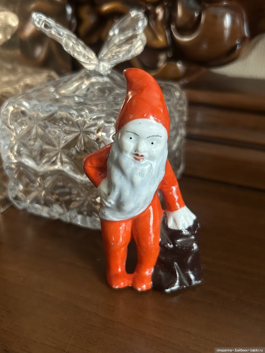 Таинственный красный Гном