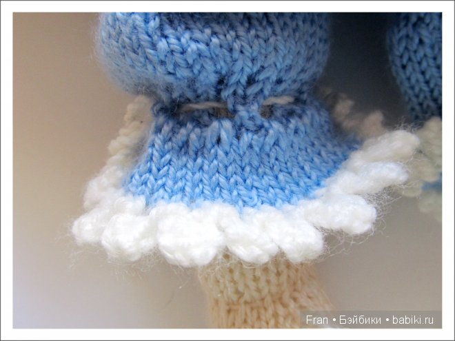 Мастер - класс по вязанию комплекта на куклу