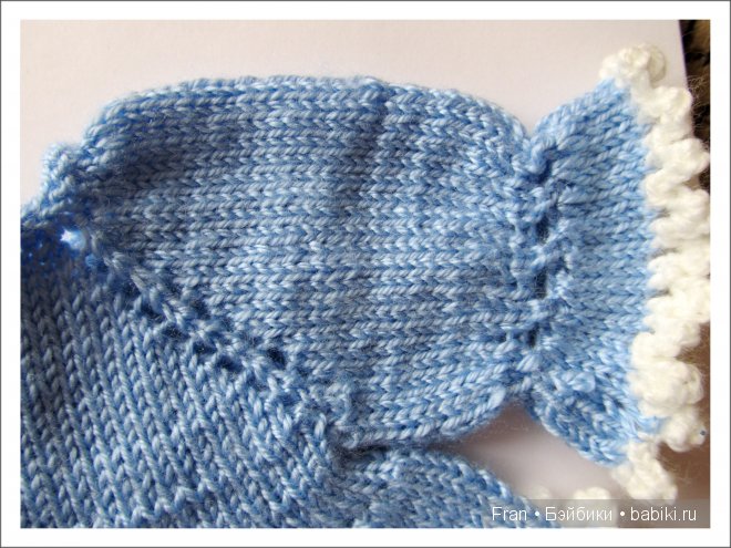 Мастер - класс по вязанию комплекта на куклу