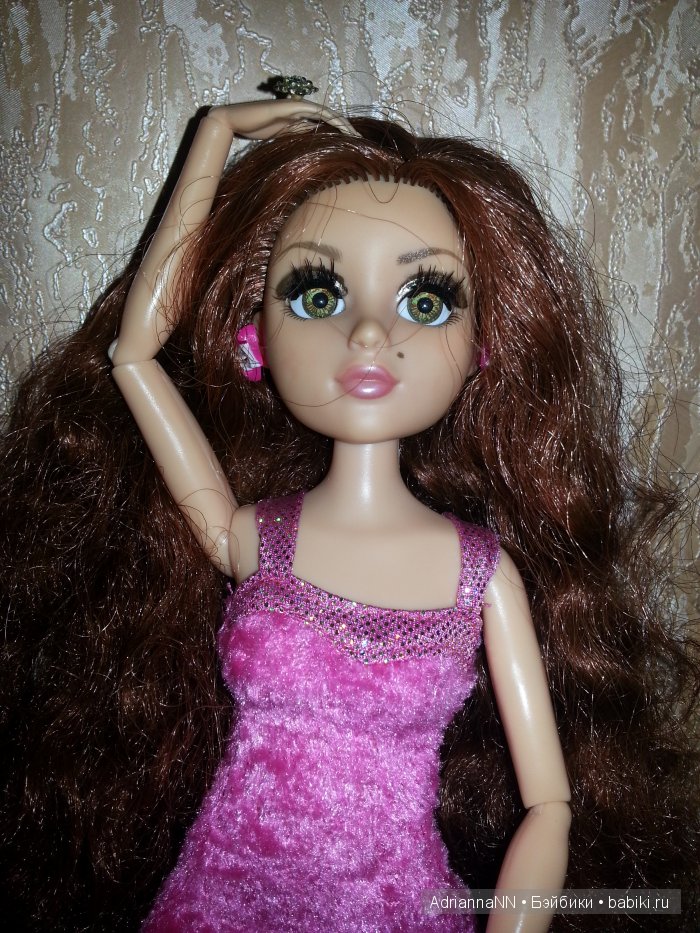 Нежная рыжуля с зелено-карими очами (фото 3)