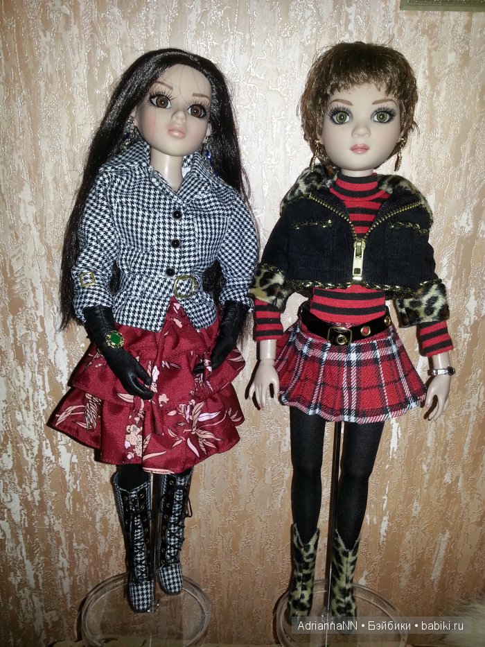 Новые наряды для Эмбер и Пруденс