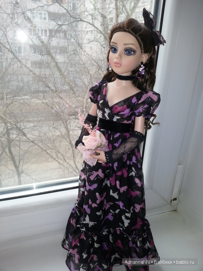 "Ах лето, лето, где ты, где ты..." Красавица Эмбер в ожидании теплых денечков