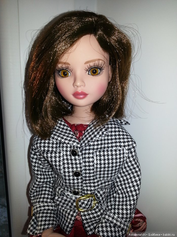 Моя новенькая девочка Essential Ellowyne Seven - Brown (фото 2)