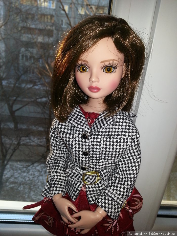 Моя новенькая девочка Essential Ellowyne Seven - Brown (фото 3)