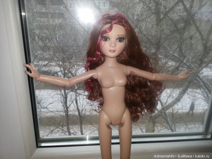 Куколка Элловайн Вайлд от Тоннера. Подвижность и строение тела. Небольшой экскурс (фото 7)