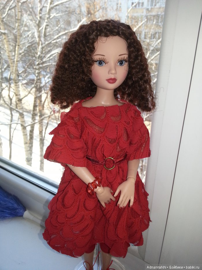 Задумчивая дама в красном (фото 9)