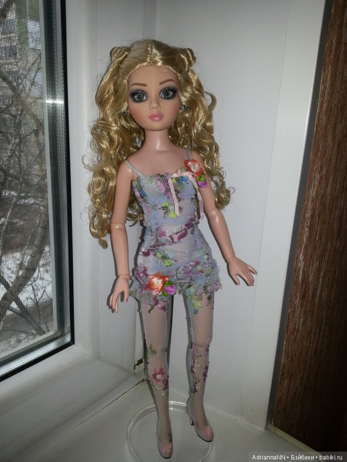 Прекрасная блондинка с изумрудными глазами)) (фото 2)