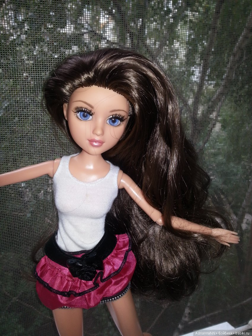 Красавица с голубыми глазами - брюнетка Мокси Тинз (Лея ООАК) | Бэйбики Красавица с голубыми глазами - брюнетка Мокси Тинз (Лея ООАК) (фото 4)