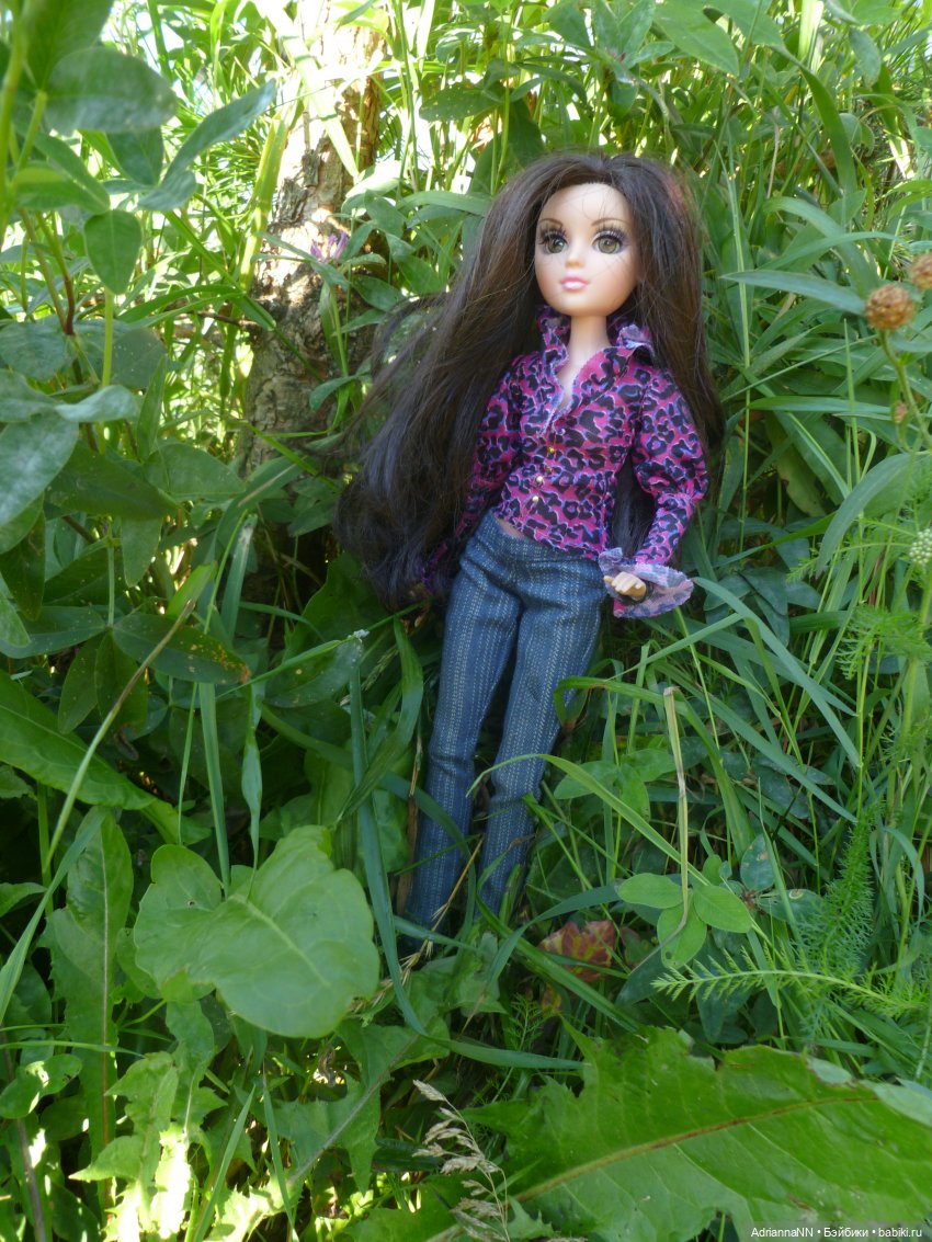 Райское место, или первая вылазка Адрианны (Мокси тинз) на природу