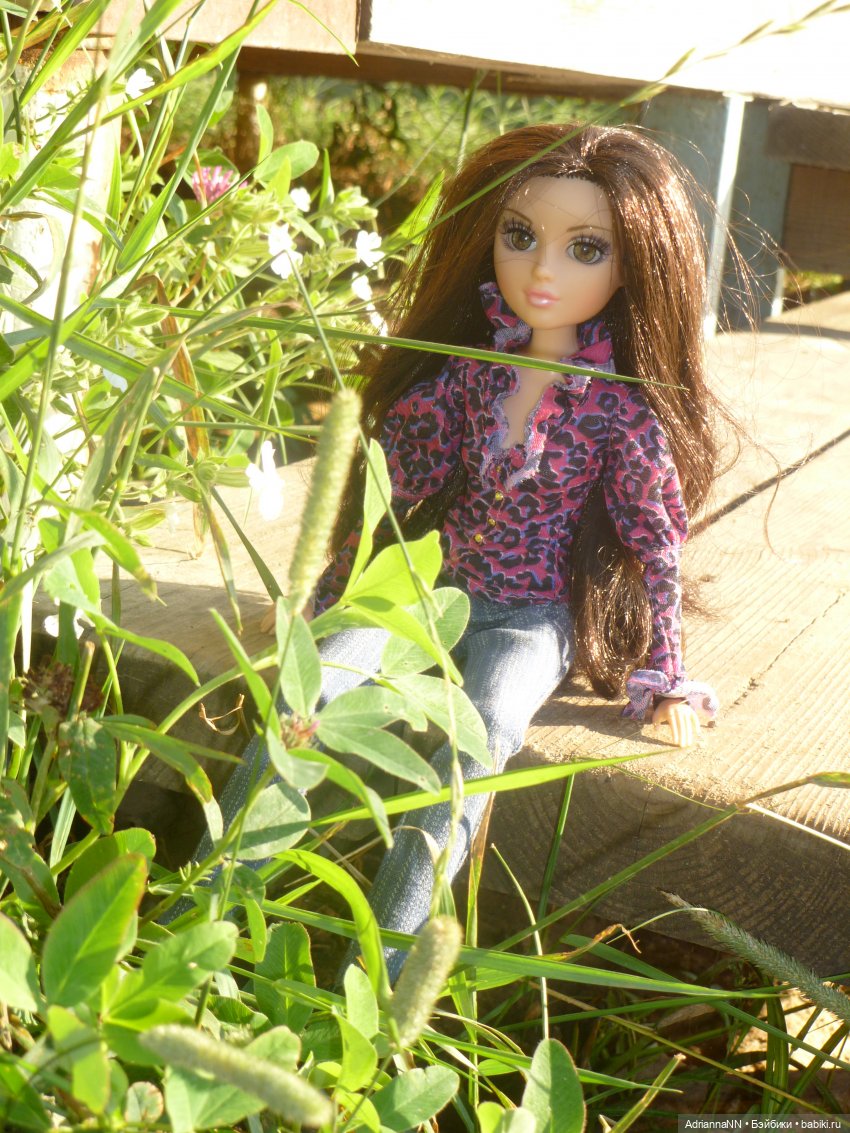 Райское место, или первая вылазка Адрианны (Мокси тинз) на природу