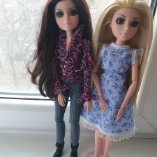 Подставочки для моих куколок Мокси Тинз