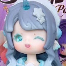 Очаровательная гибридная девочка Penny's box