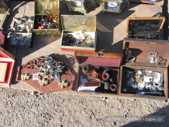 С Андреем Малаховым пройдемся по блошиному рынку