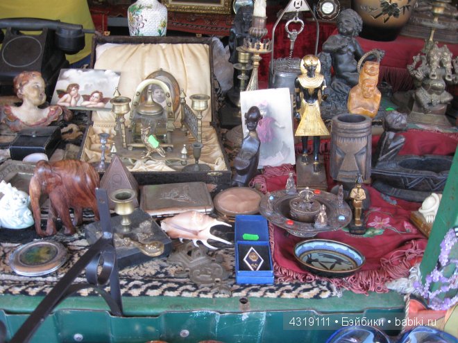 С Андреем Малаховым пройдемся по блошиному рынку