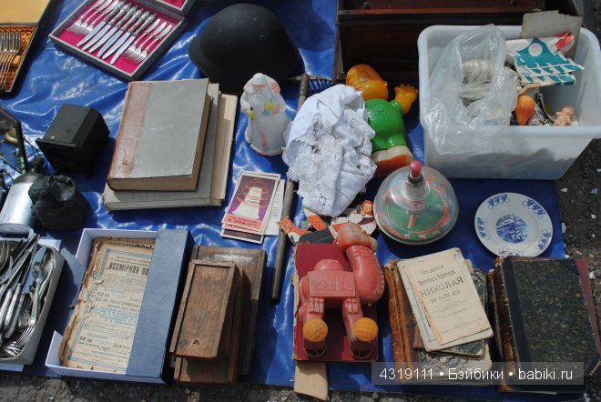 С Андреем Малаховым пройдемся по блошиному рынку