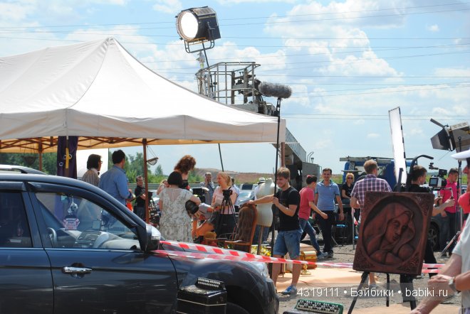 С Андреем Малаховым пройдемся по блошиному рынку