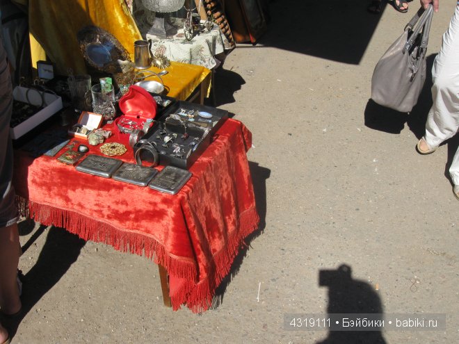 С Андреем Малаховым пройдемся по блошиному рынку (фото 9)