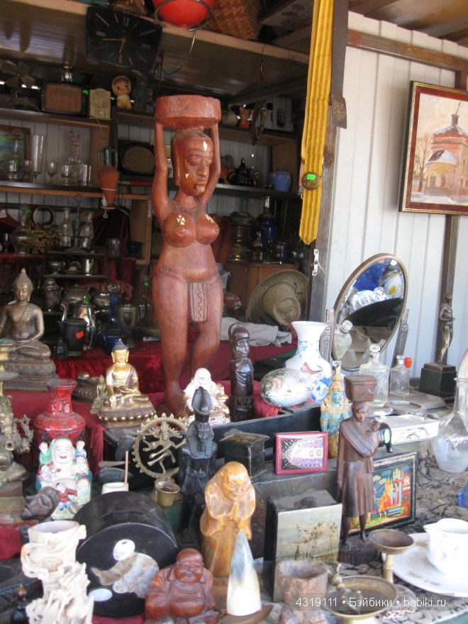 С Андреем Малаховым пройдемся по блошиному рынку