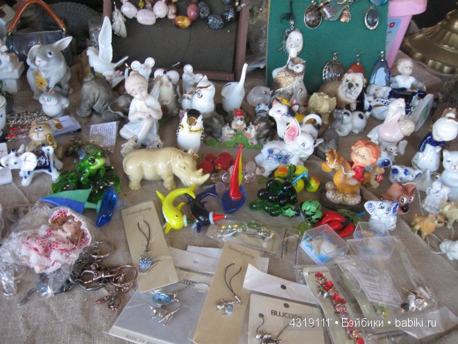 С Андреем Малаховым пройдемся по блошиному рынку