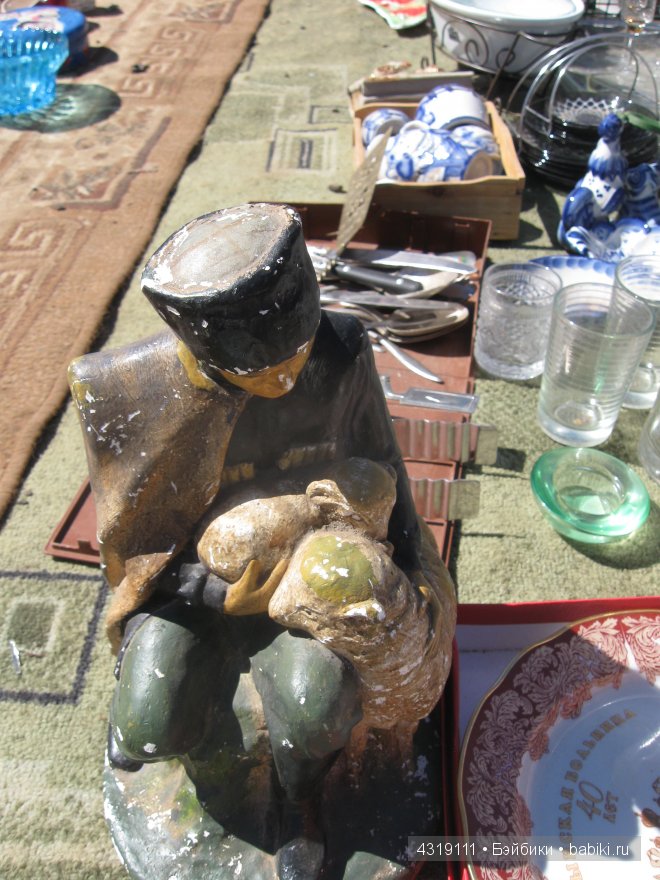 С Андреем Малаховым пройдемся по блошиному рынку