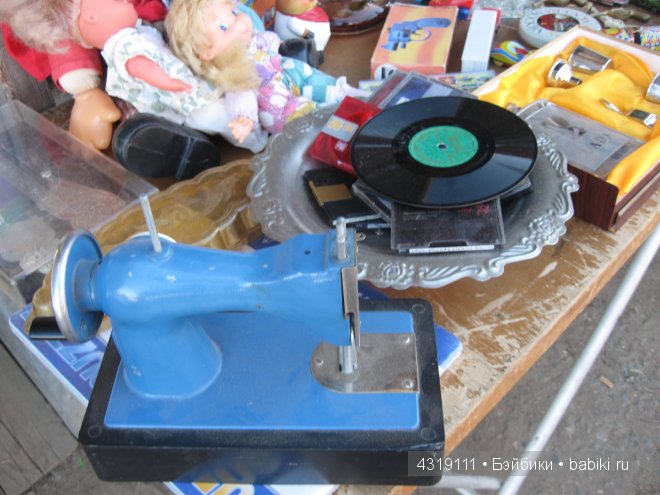 С Андреем Малаховым пройдемся по блошиному рынку