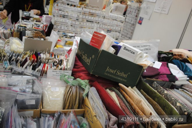 Х Международный Салон кукол 2014 - поднимемся на 2-й этаж. Фурнитура