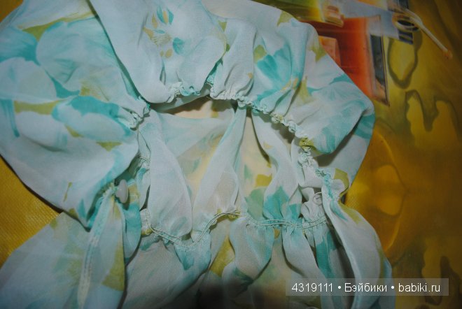 Плащ или накидка из шифона для любых кукол. Обработка краев швом "американка". Отделка ниткой-резинкой. Подробно. Просто