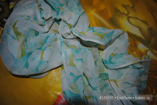 Плащ или накидка из шифона для любых кукол. Обработка краев швом "американка". Отделка ниткой-резинкой. Подробно. Просто