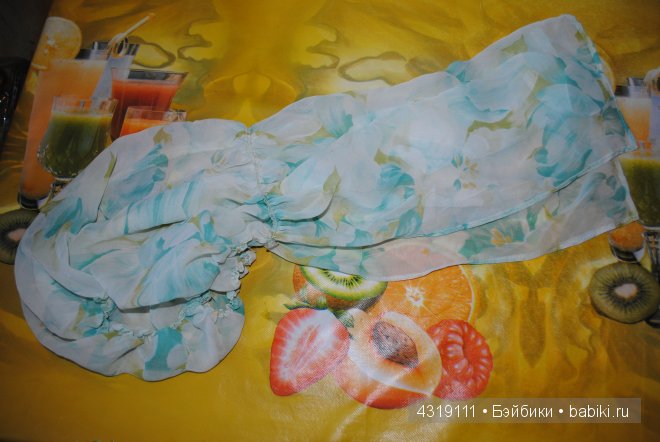 Плащ или накидка из шифона для любых кукол. Обработка краев швом "американка". Отделка ниткой-резинкой. Подробно. Просто