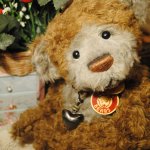 Славный Мишка Паркин от Charlie Bears находит новых друзей