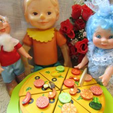 Мальвина - мастерица. Раз, два, три - готова пицца