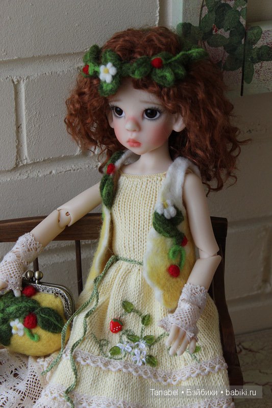 Во всех ты, Душенька, нарядах хороша - Layla, Kaye Wiggs