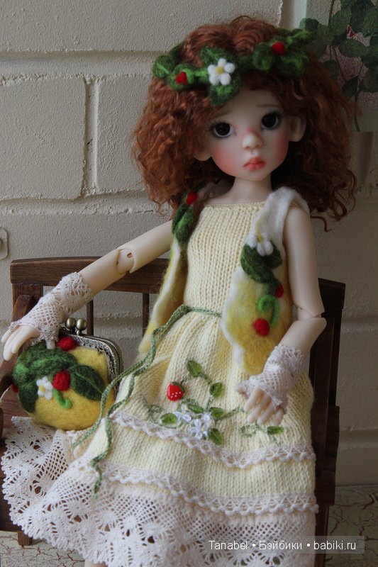 Во всех ты, Душенька, нарядах хороша - Layla, Kaye Wiggs