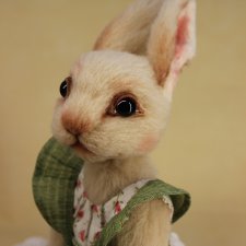 Крольчиха Лиззи, авторская игрушка ручной работы