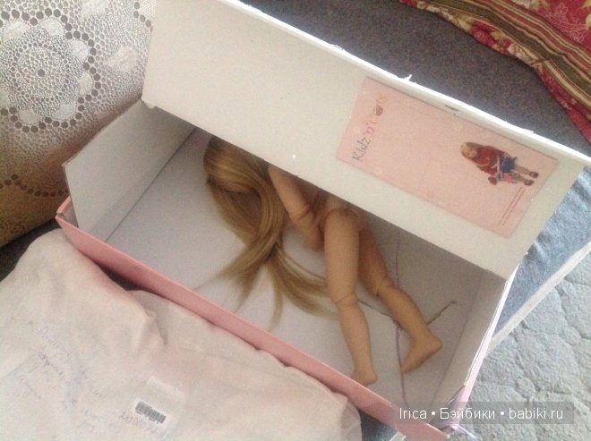 Вторая куколка и другой продавец